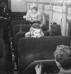 little_girl_observing_photo