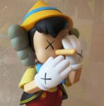 am-kaws-medicom-pinocchio-jiminy-cricket-4