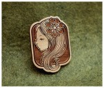 brooch03