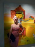p1070339 Rosson Crow in front of Os Gemeos painting