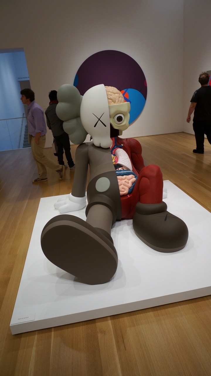 Openings KAWS “UPS AND DOWNS” Nerman Museum of