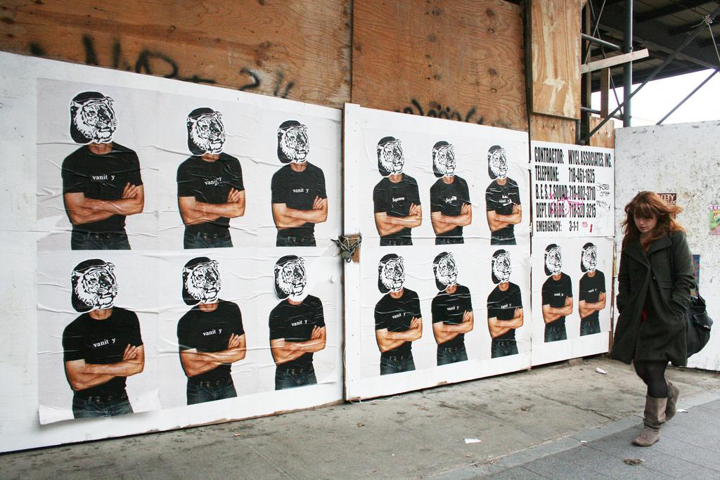On the streets: Faile vs. Supreme? « Arrested Motion