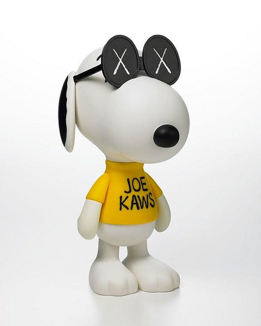 kaws vinyl figures