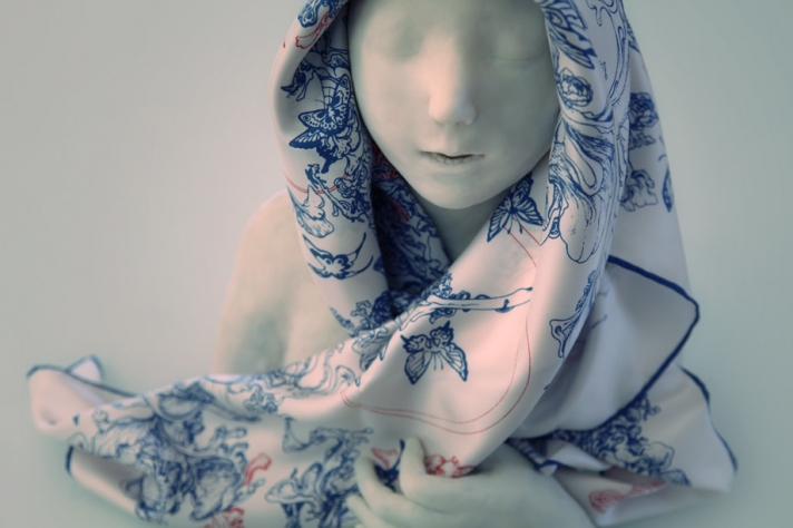 reclamare-scarf-portrait-copy_full