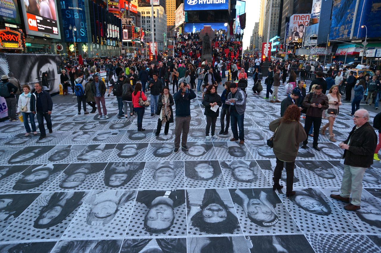 JR Inside Out NYC Time Square01