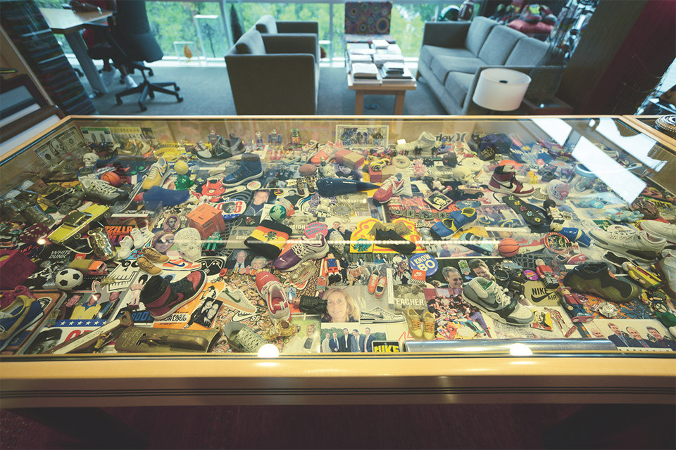 a-look-inside-nike-ceo-mark-parkers-office-11