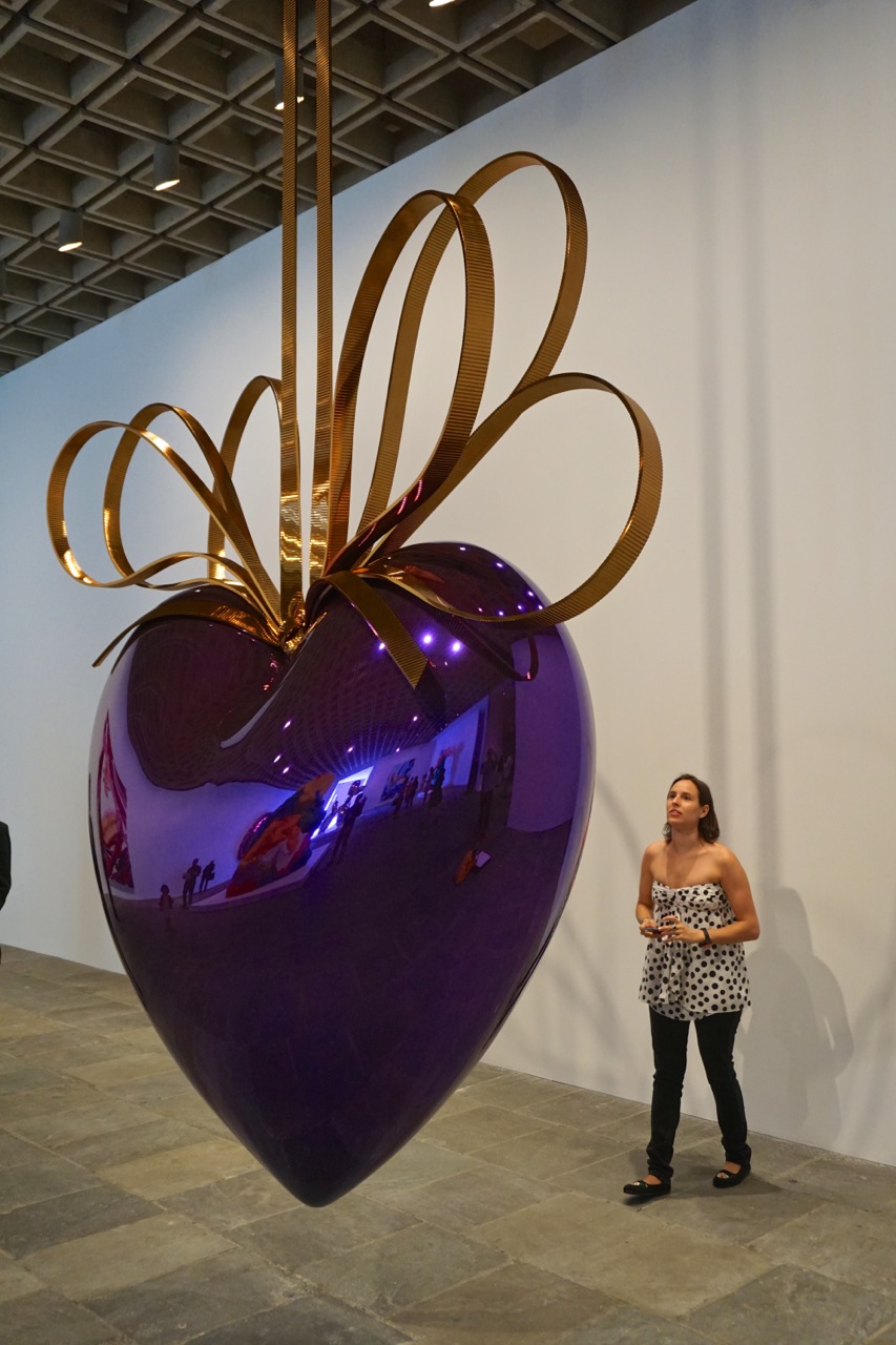 Jeff Koons Whitney Museum Retrospective AM 01