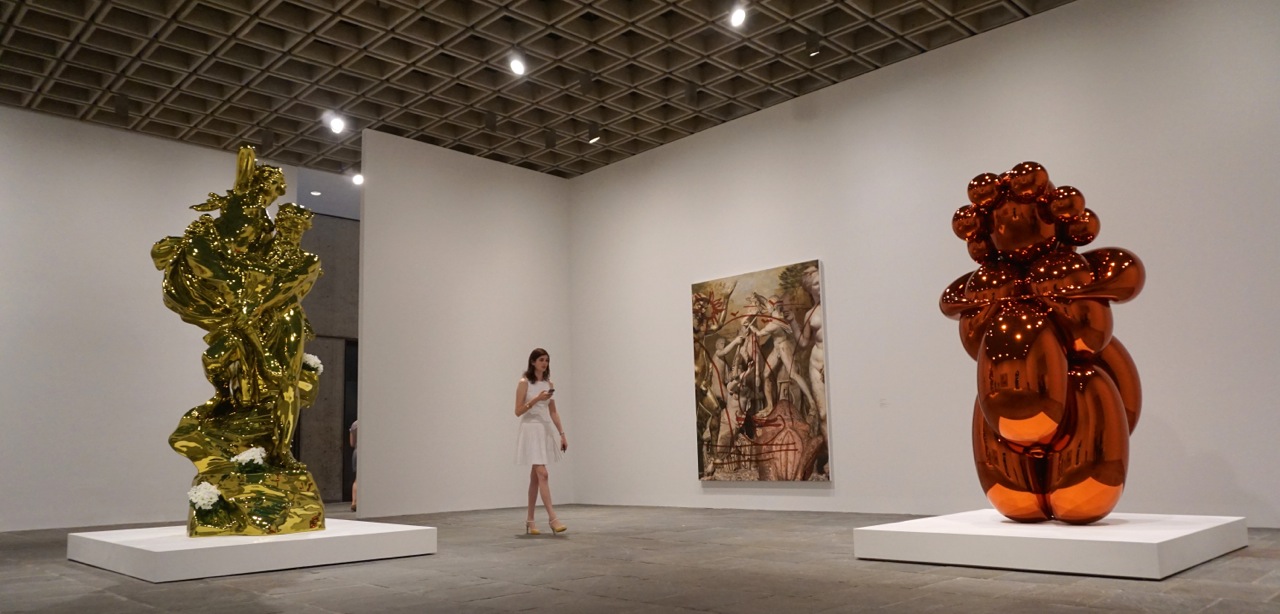 Jeff Koons Whitney Museum Retrospective AM 01