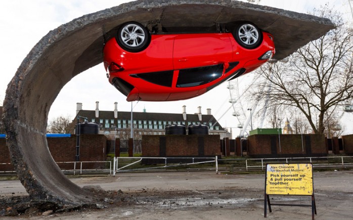 Alex-Chinneck-for-Vauxhall-Motors-Pick-yourself-up-and-pull-yourself_dezeen_784_1