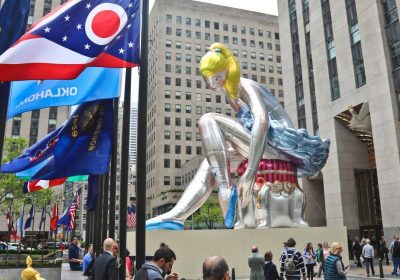Jeff Koons sculpture sells for $91m in new record