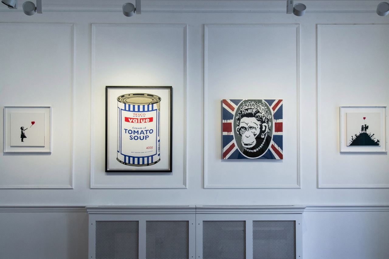 https---hypebeast.com-image-2018-07-banksy-greatest-hits-exhibition-lazinc-london-11