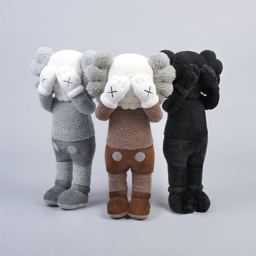Releases: “KAWS : Holiday” (Hong Kong) Merchandise « Arrested Motion